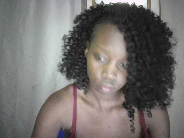 Prettygurl4 live cam on BongaCams
