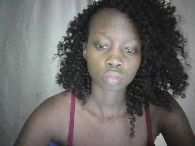 Prettygurl4 live cam on BongaCams