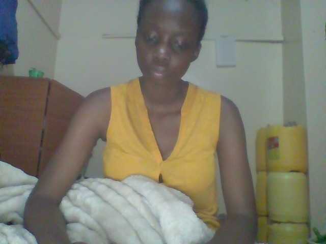 Prettygurl4 live cam on BongaCams