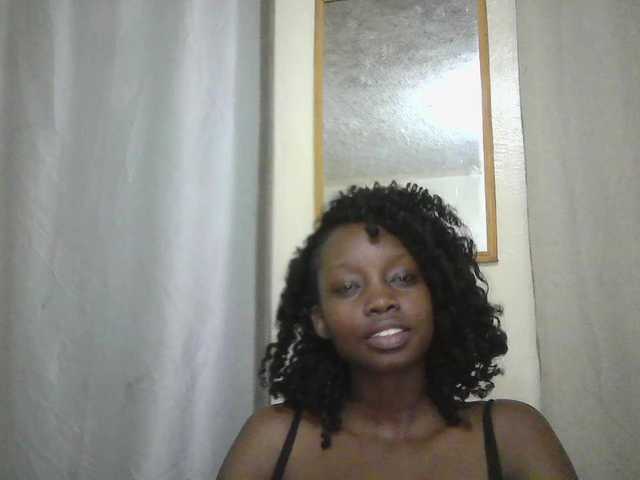 Prettygurl4 — live female cam