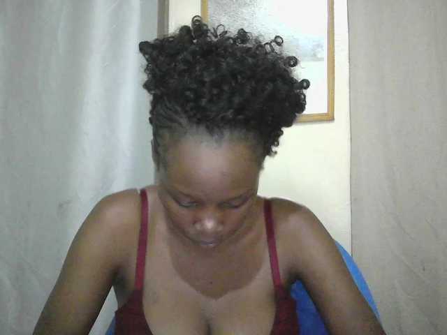 Prettygurl4 live cam on BongaCams