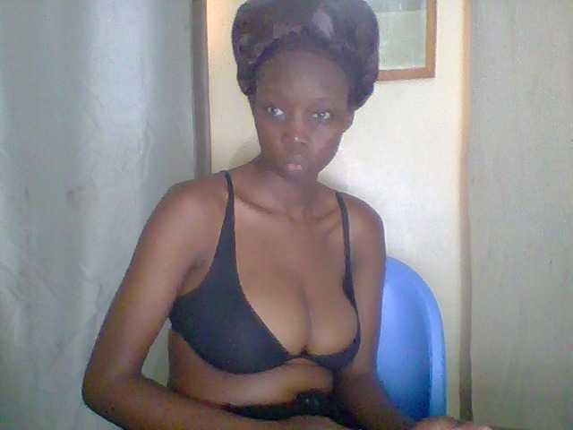 Prettygurl4 live cam on BongaCams