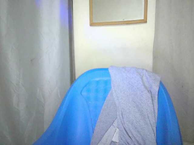 Prettygurl4 live cam on BongaCams