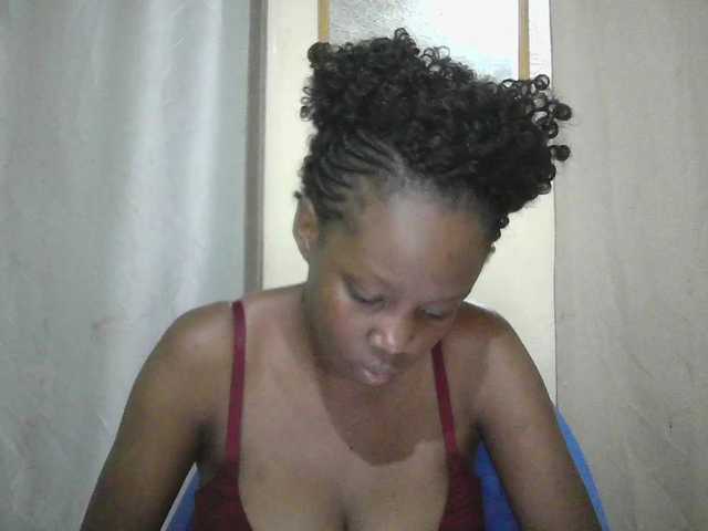 Prettygurl4 live cam on BongaCams