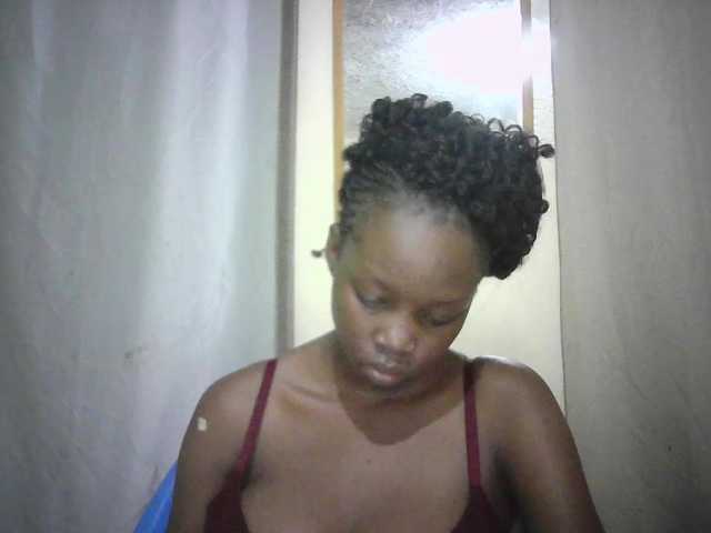 Prettygurl4 live cam on BongaCams