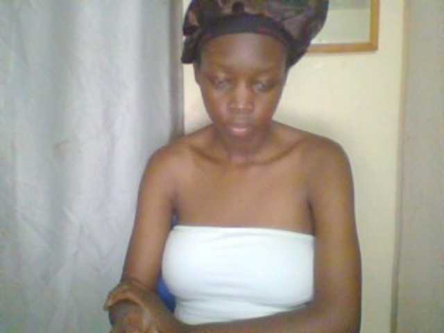 Prettygurl4 live cam on BongaCams