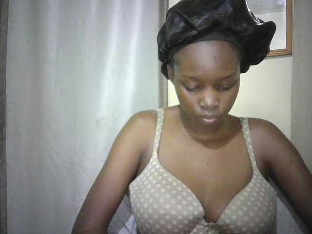 Prettygurl4 live cam preview