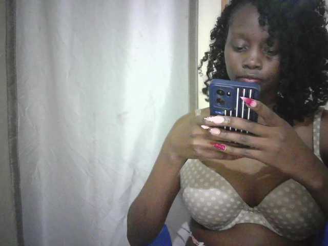 Prettygurl4 live cam preview