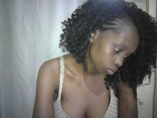 Prettygurl4 live cam preview