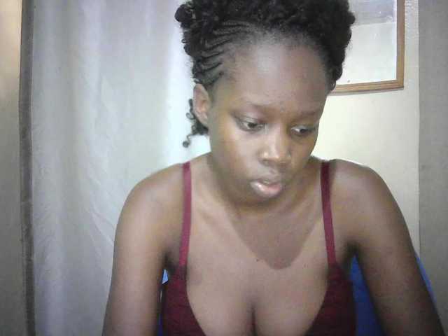 Prettygurl4 live cam on BongaCams