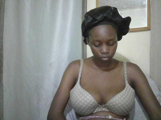 Prettygurl4 live cam preview
