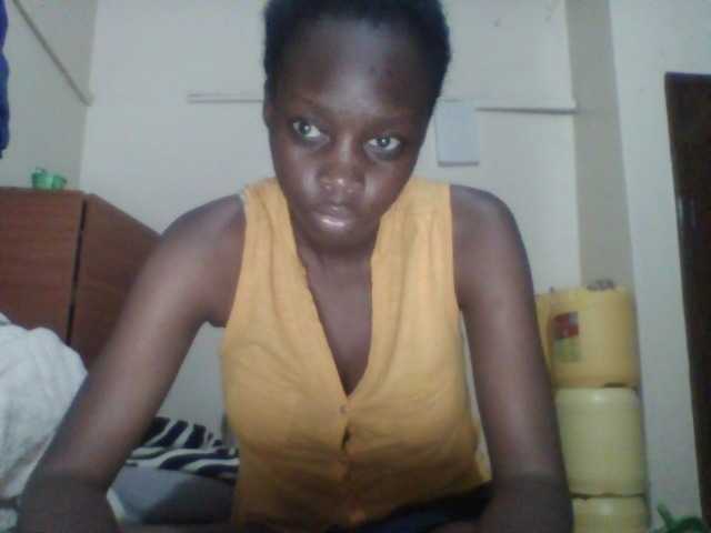 Prettygurl4 live cam on BongaCams
