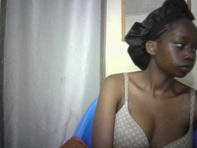 Prettygurl4 live cam preview
