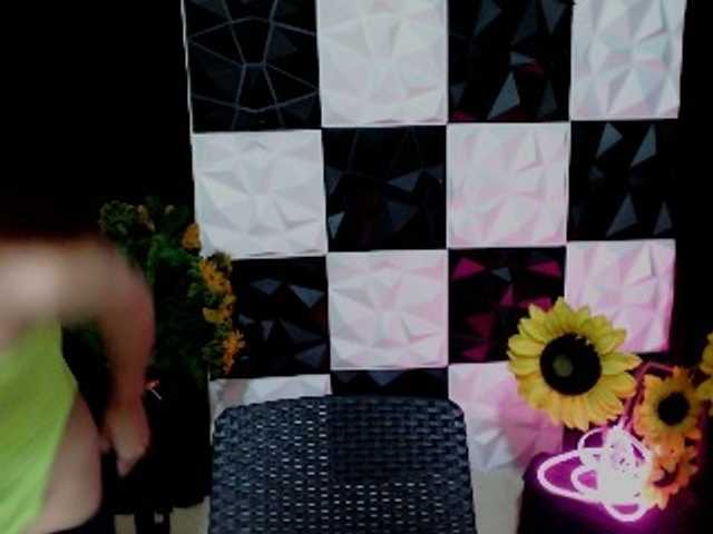 SEDUCTIVExxxKHISHA live on BongaCams