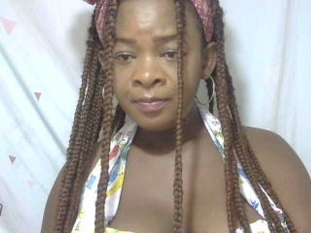 Love-Sexya, live now on BongaCams