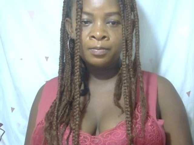 Love-Sexya, en vivo ahora en BongaCams