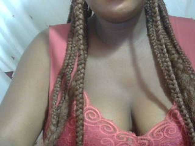 Love-Sexya, en vivo ahora en BongaCams