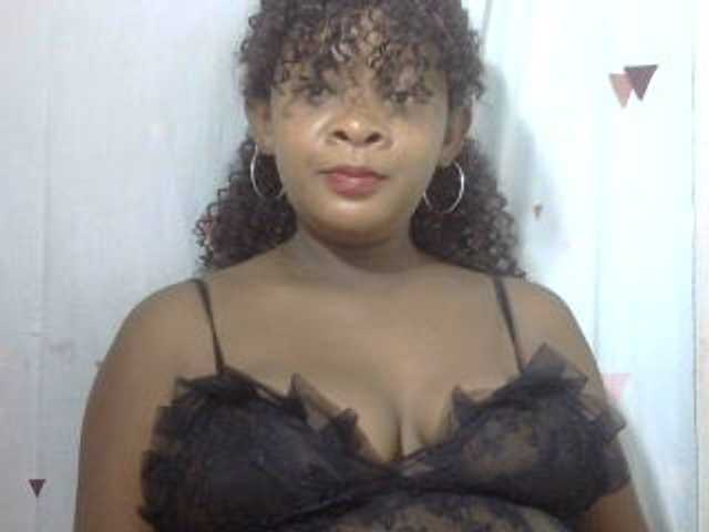 Love-Sexya live cam preview