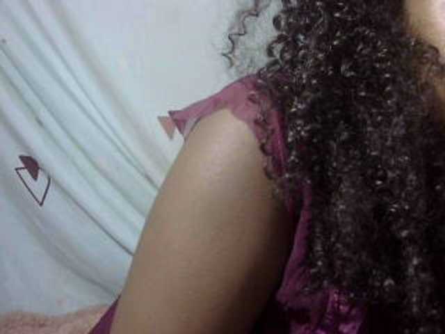 Love-Sexya live cam on BongaCams
