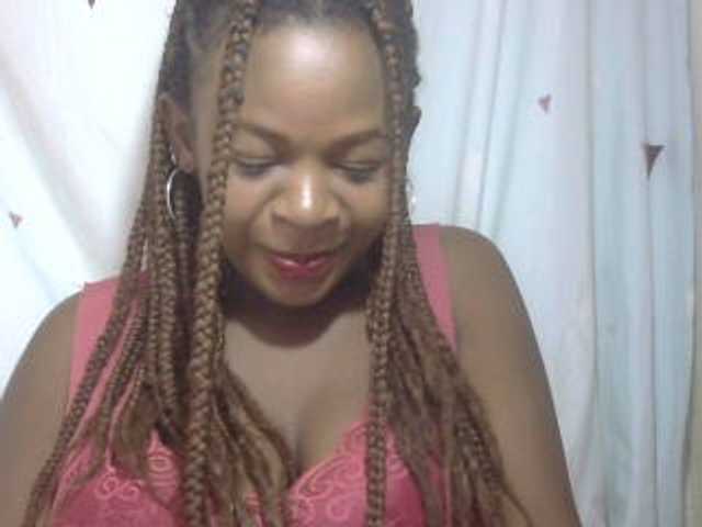 Love-Sexya, en vivo ahora en BongaCams