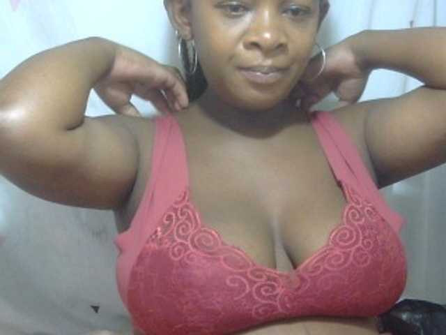 Love-Sexya, en vivo ahora en BongaCams