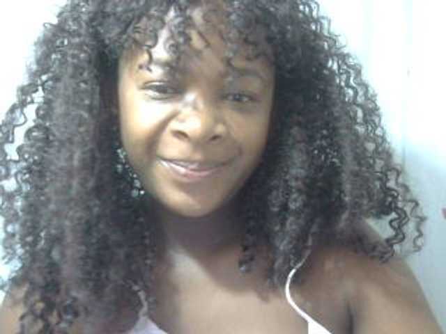 Love-Sexya live cam on BongaCams