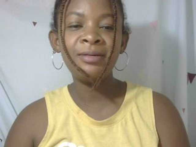 Love-Sexya live cam on BongaCams