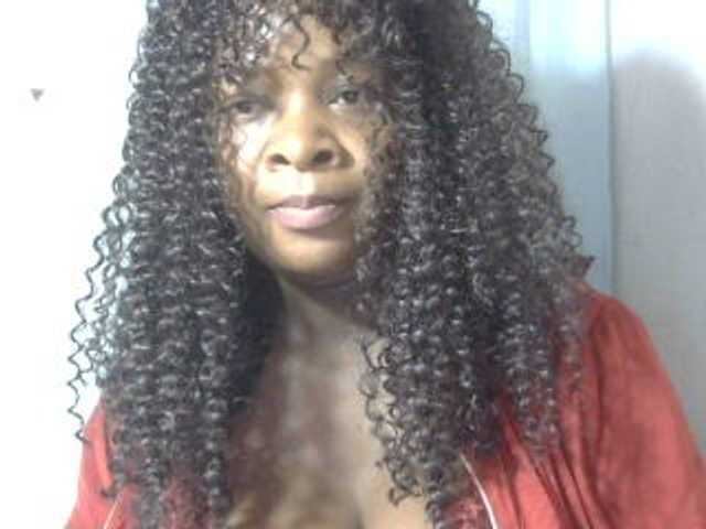 Love-Sexya live cam on BongaCams
