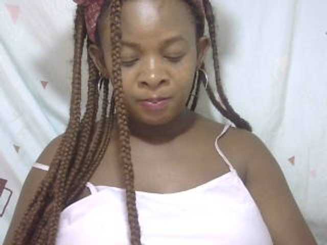 Love-Sexya live cam on BongaCams