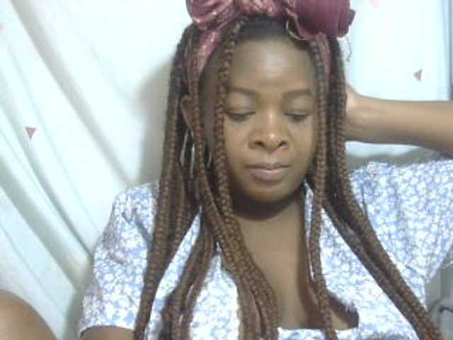 Love-Sexya live cam on BongaCams