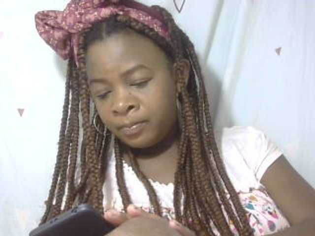 Love-Sexya live cam on BongaCams