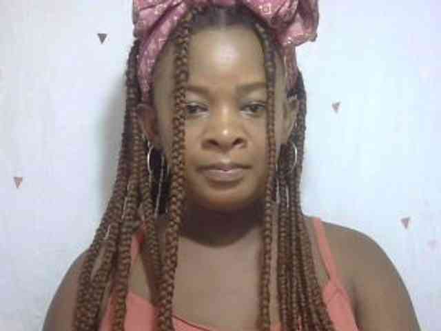 Model: Love-Sexya