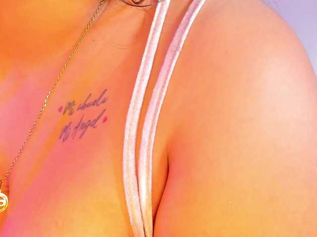 DanielaMonterey live cam on BongaCams