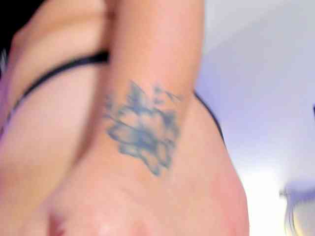 DanielaMonterey webcam