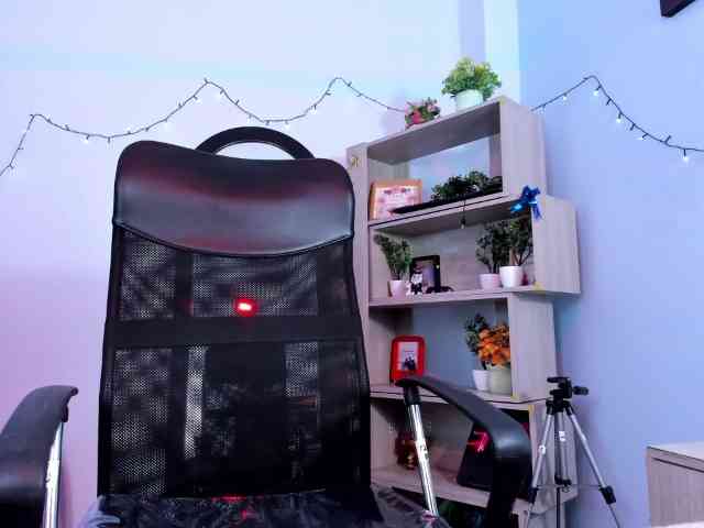 SofiaPetite webcam