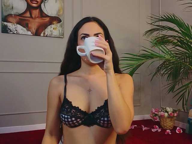 nyraglow live cam on BongaCams