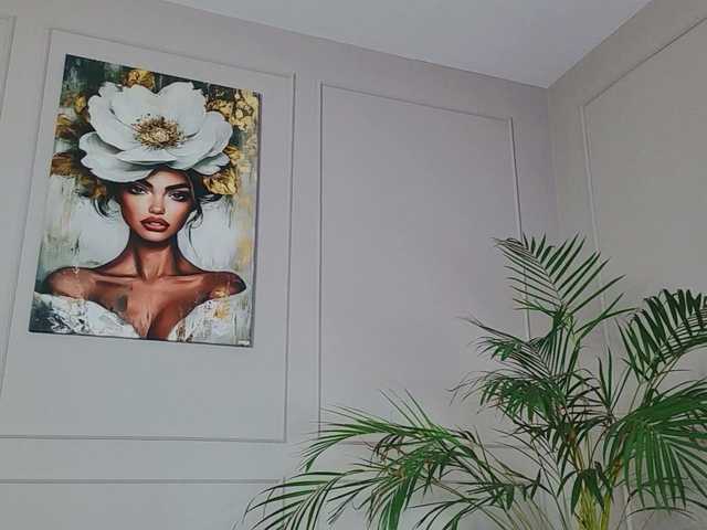 nyraglow live cam on BongaCams