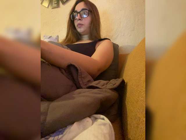 VS-VS live cam on BongaCams