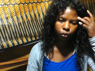 Luciafunnie's Live Webcam