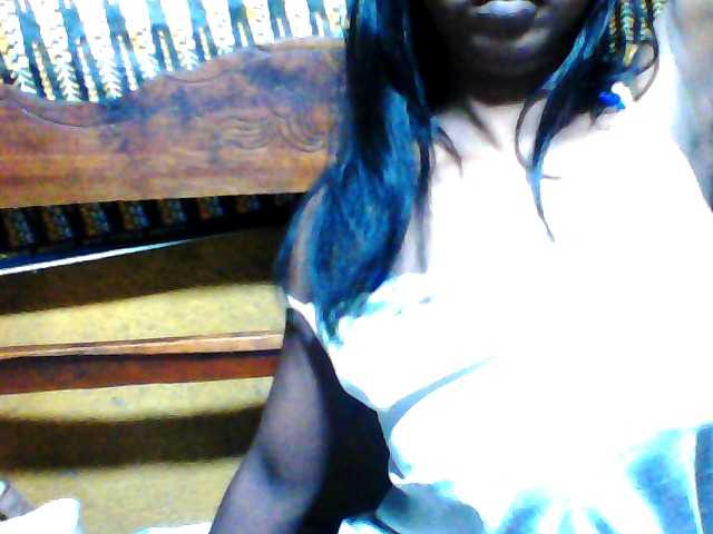 Luciafunnie live cam on BongaCams