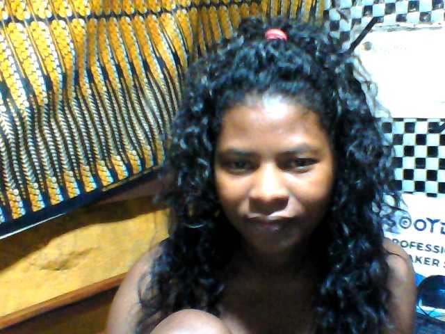 Luciafunnie live cam on BongaCams