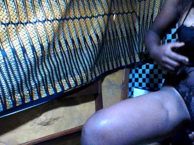 Luciafunnie, live now on BongaCams