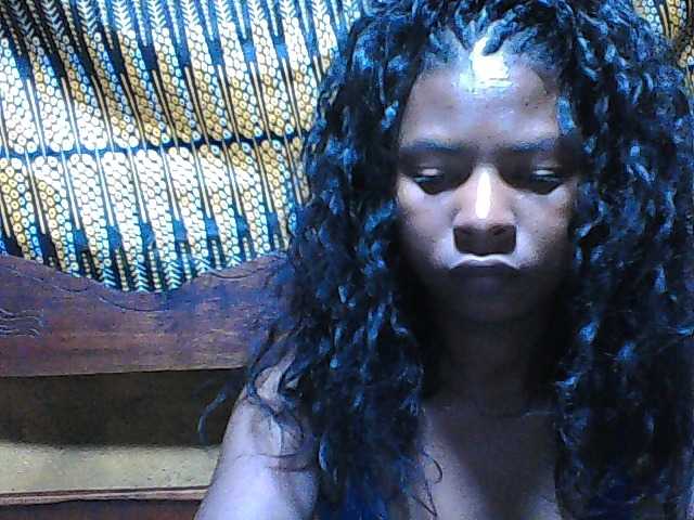Luciafunnie live cam on BongaCams