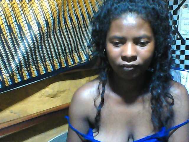 Luciafunnie live cam on BongaCams