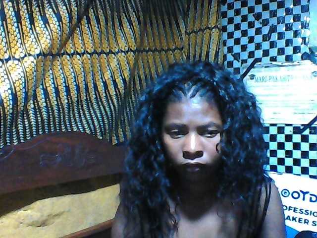 Luciafunnie live cam on BongaCams