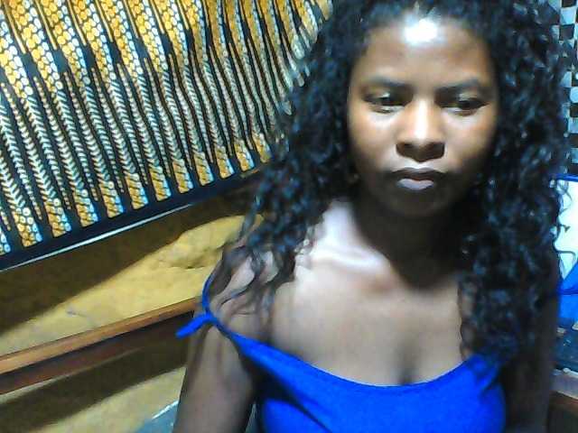 Luciafunnie live cam on BongaCams