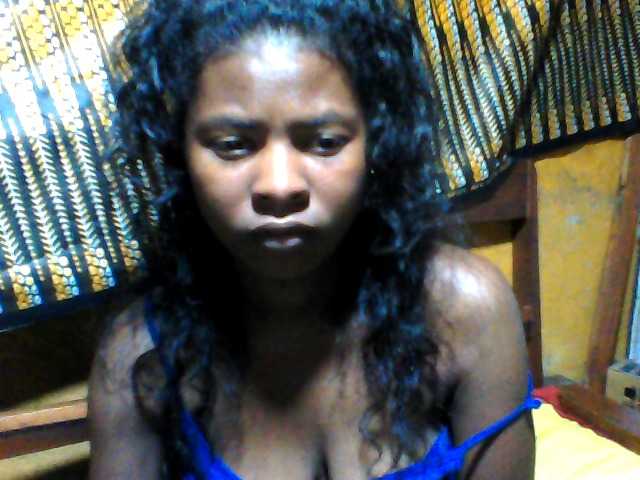 Luciafunnie live cam on BongaCams