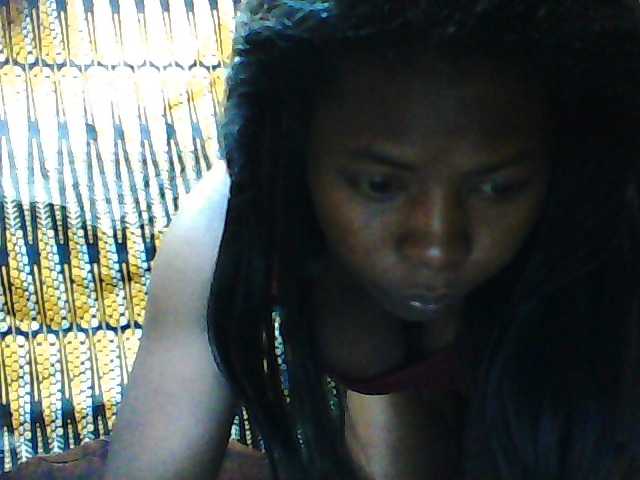Luciafunnie live cam on BongaCams