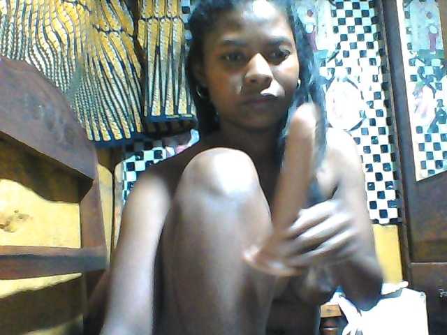 Luciafunnie live cam on BongaCams