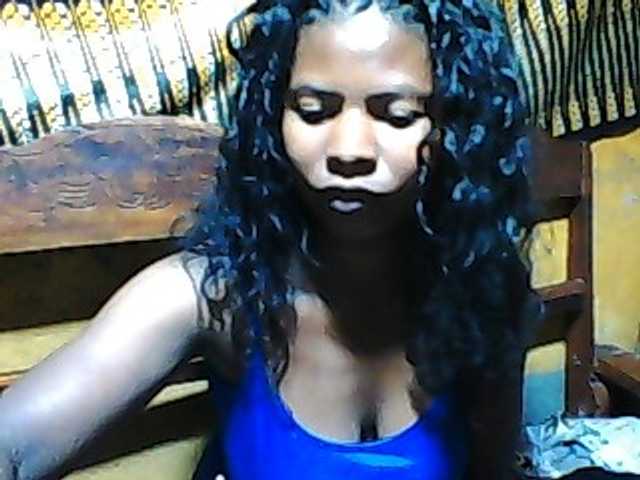Luciafunnie live cam on BongaCams